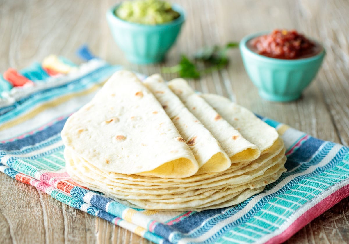 Cinco de Mayo Feast: Guacamole, Carnitas, & Spicy Margaritas